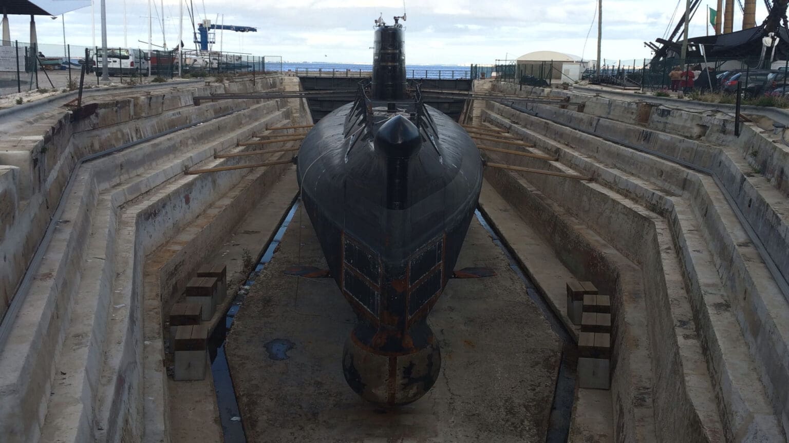 O Submarino “Barracuda”: Uma História de Serviço e Dedicação