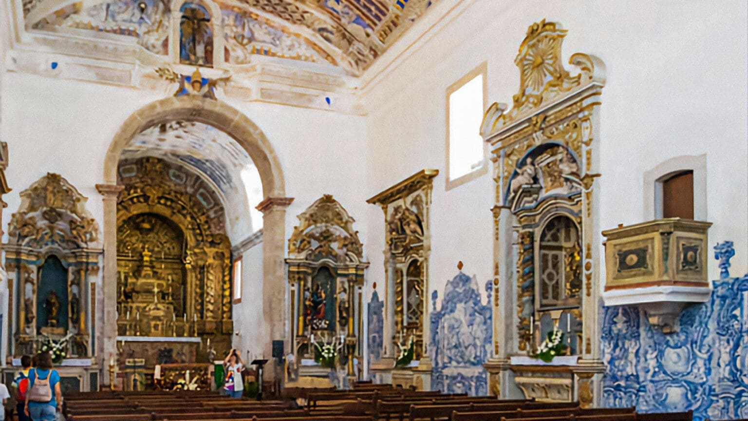 Visita Guiada à Igreja Paroquial de Nossa Senhora da Consolação de Arrentela: Descubra a História e a Beleza Arquitetónica