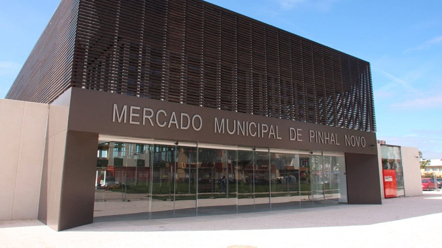 Mercado Outlet: O Evento Imperdível para Compras em Pinhal Novo