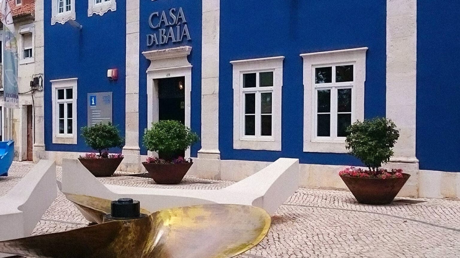 Casa da Baía: Rock, Blues, Bossa Nova e Tributos a Ícones Musicais em Setúbal