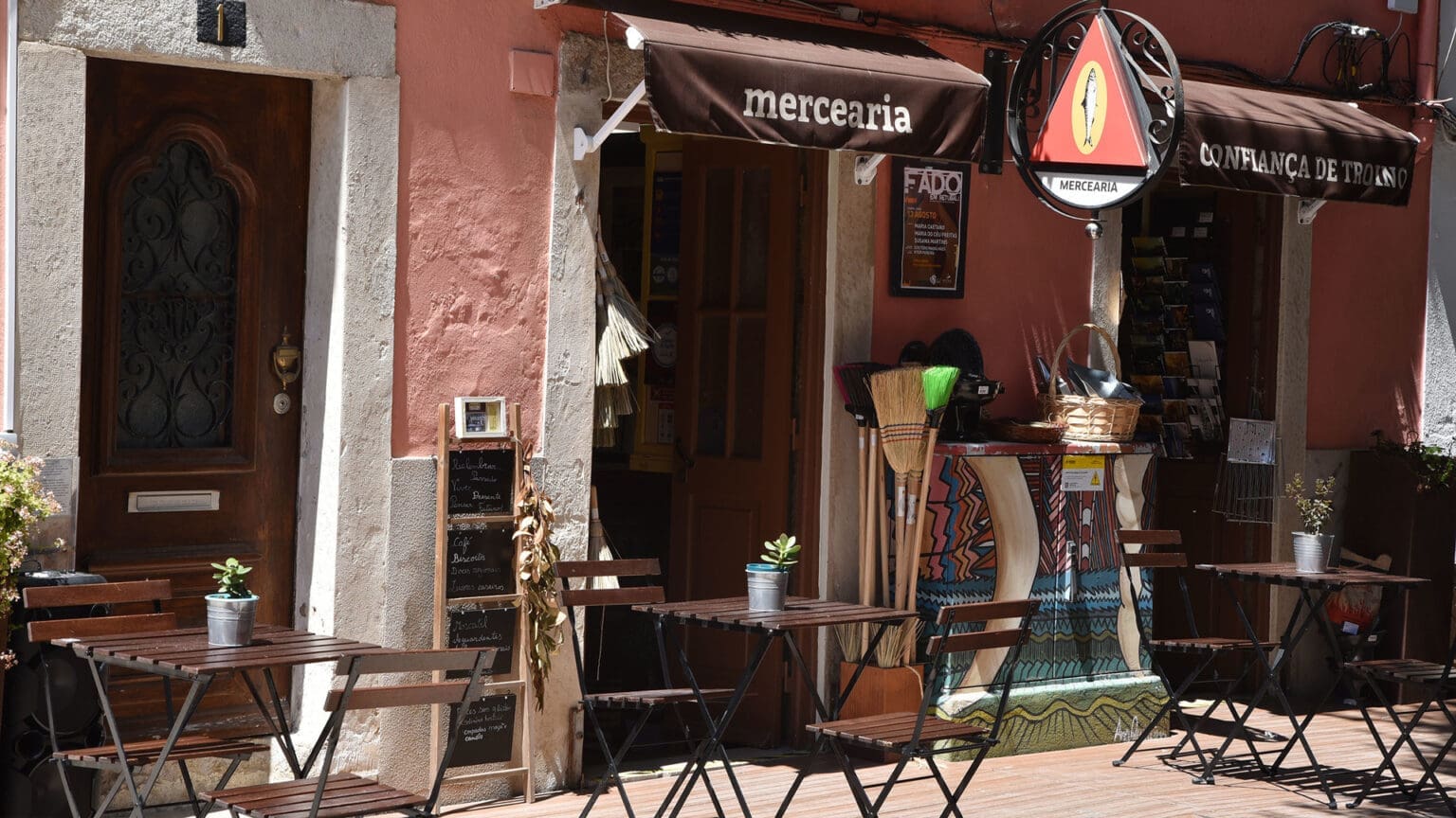 “A Mercearia vem à Baía” em Agosto e Setembro: Petiscos Regionais e Música Ao Vivo em Setúbal