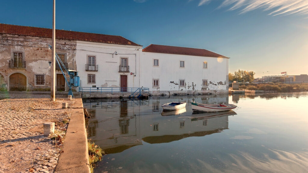 Terminal Fluvial de Alhos Vedros