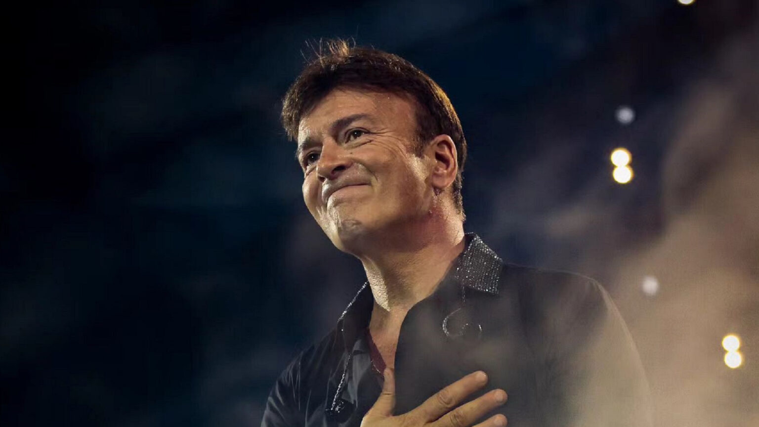 Tony Carreira comemora o 25 de Abril no Barreiro