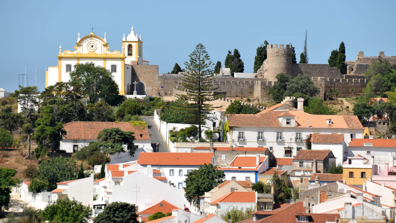 Não perca a Feira do Livro em Santiago do Cacém