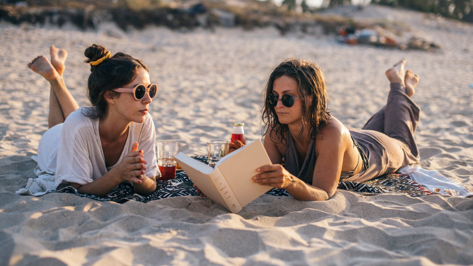 Biblioteca de Praia no Barreiro: Uma iniciativa cultural na Praia de Alburrica