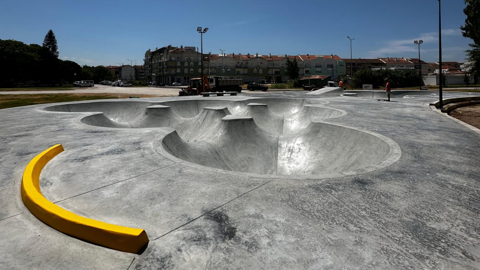 Há um novo skate park na Moita para todos os amantes de desportos radicais
