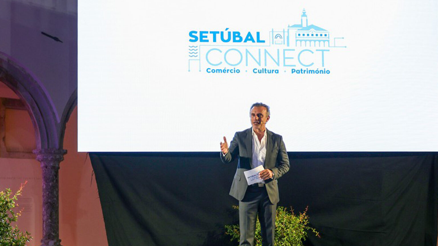 Comerciantes conheceram plataformas do Bairro Comercial Digital em Setúbal