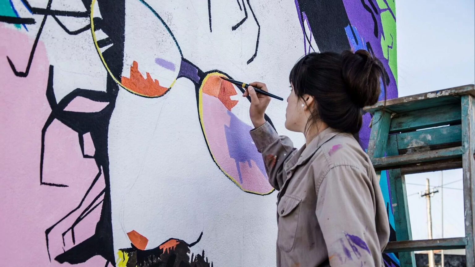 Setúbal celebra o Dia Mundial do Turismo com mural, sunset no Sado e música