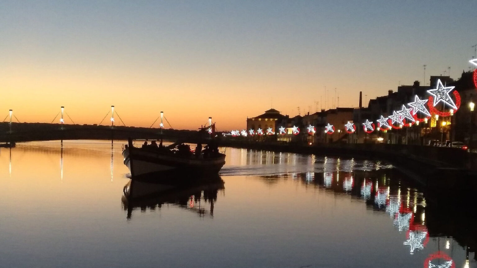 Esqueça o trenó: o Natal em Alcácer do Sal é a bordo do galeão Pinto Luísa 1 Esqueça o trenó: o Natal em Alcácer do Sal é a bordo do galeão Pinto Luísa