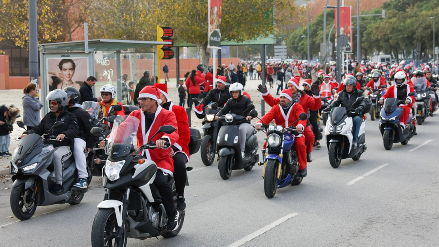 A tradição mantém-se: Setúbal recebe Desfile de Pais Natal Motard este sábado