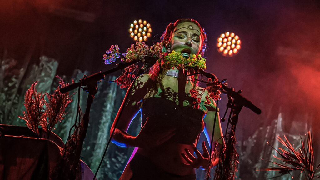 De Lena d´Água a Emmy Curl: MicroSons 2026 traz a Palmela seis concertos imperdíveis 3 MicroSons