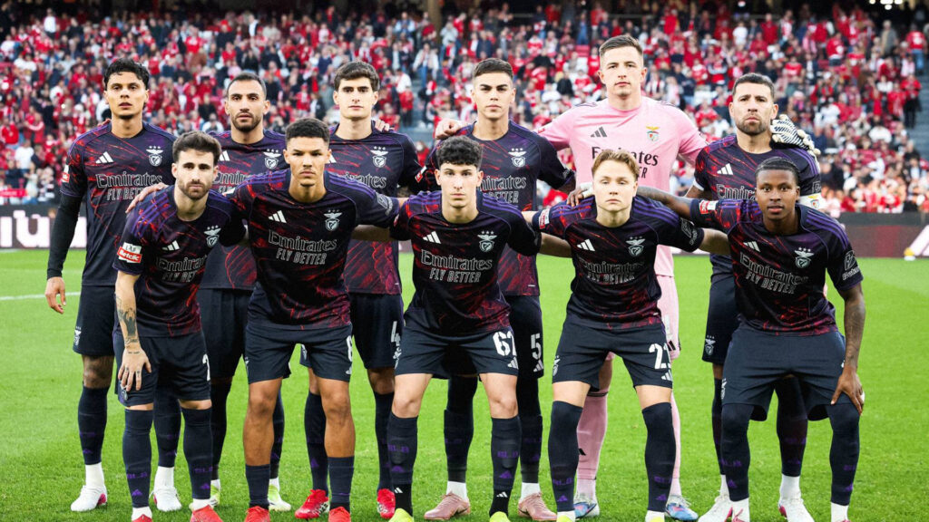 Quarto equipamento do Benfica é Made in Margem Sul 3 Quarto equipamento do Benfica é Made in Margem Sul