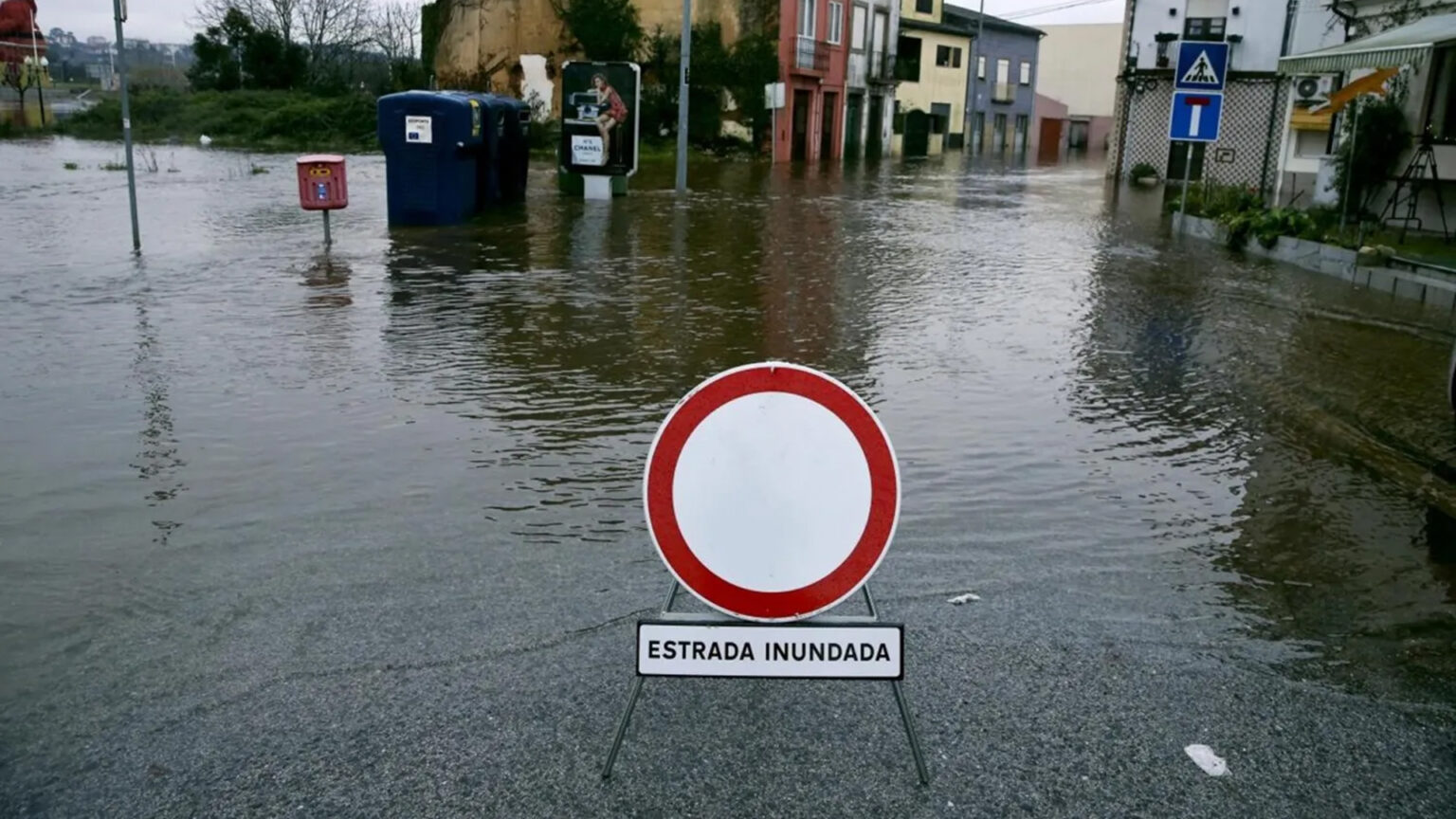 O que fazer em caso de cheias