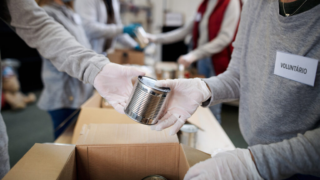 recolha de bens essenciais